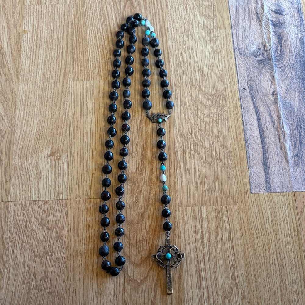 Black and Turquoise Beaded Necklace